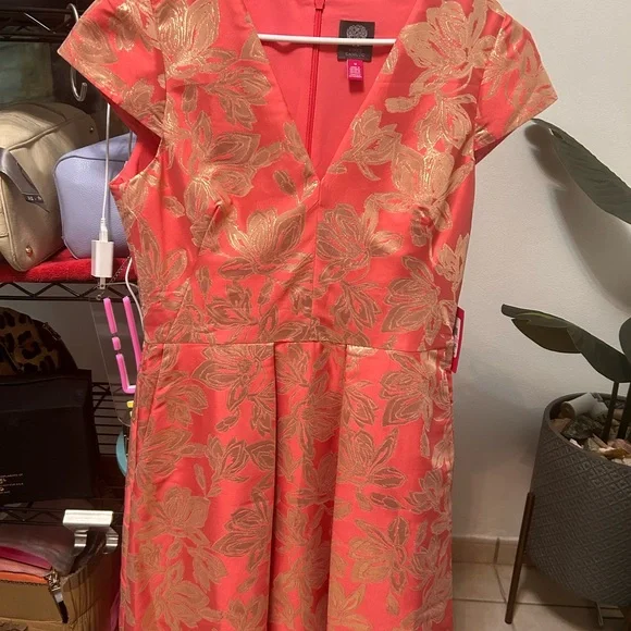 Vince Camuto Coral and Gold Jacquard Rose Floral Dress - Picture 5 of 6